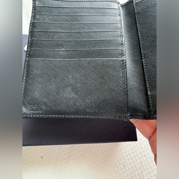 🔥Prada Nylon Tri-Fold Wallet - Picture 10 of 17